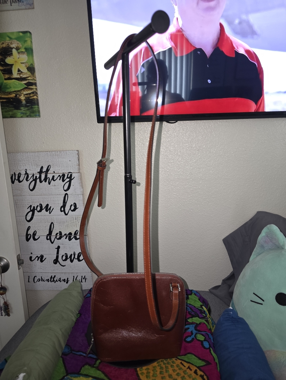 HOBO Classic Women’s Crossbody Bag - Brown - Picture 2 of 9